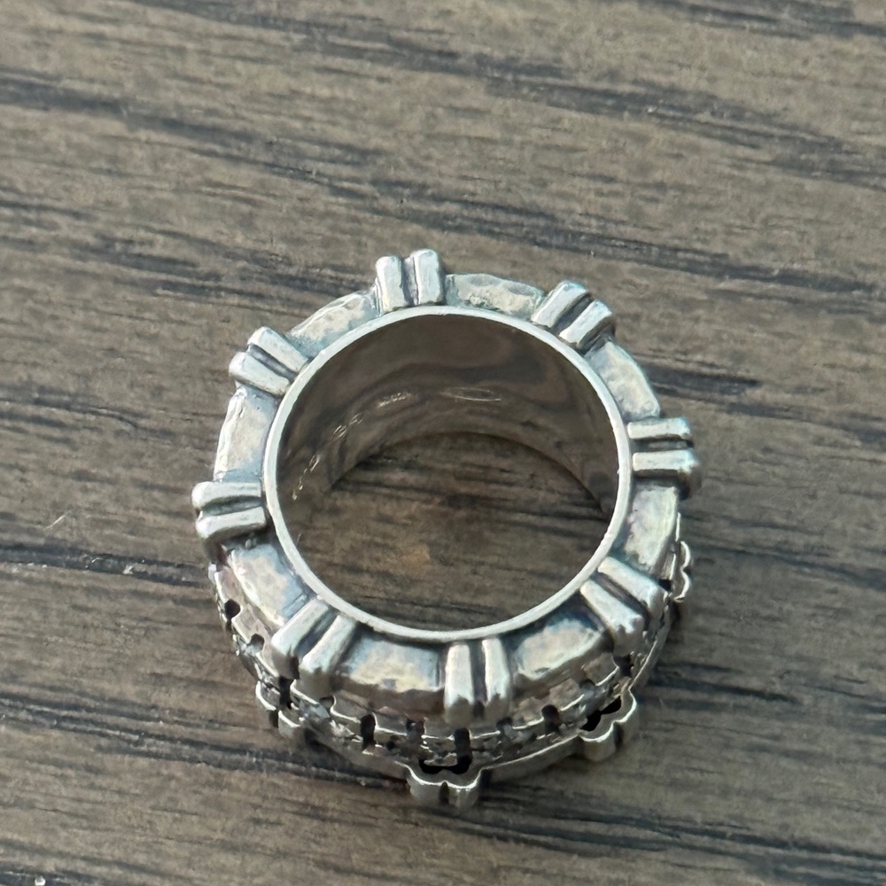 Designer S.N. 14k 925 Spinner CZ Ring
Signed Ring Sz 5.75 - Picture 4 of 4